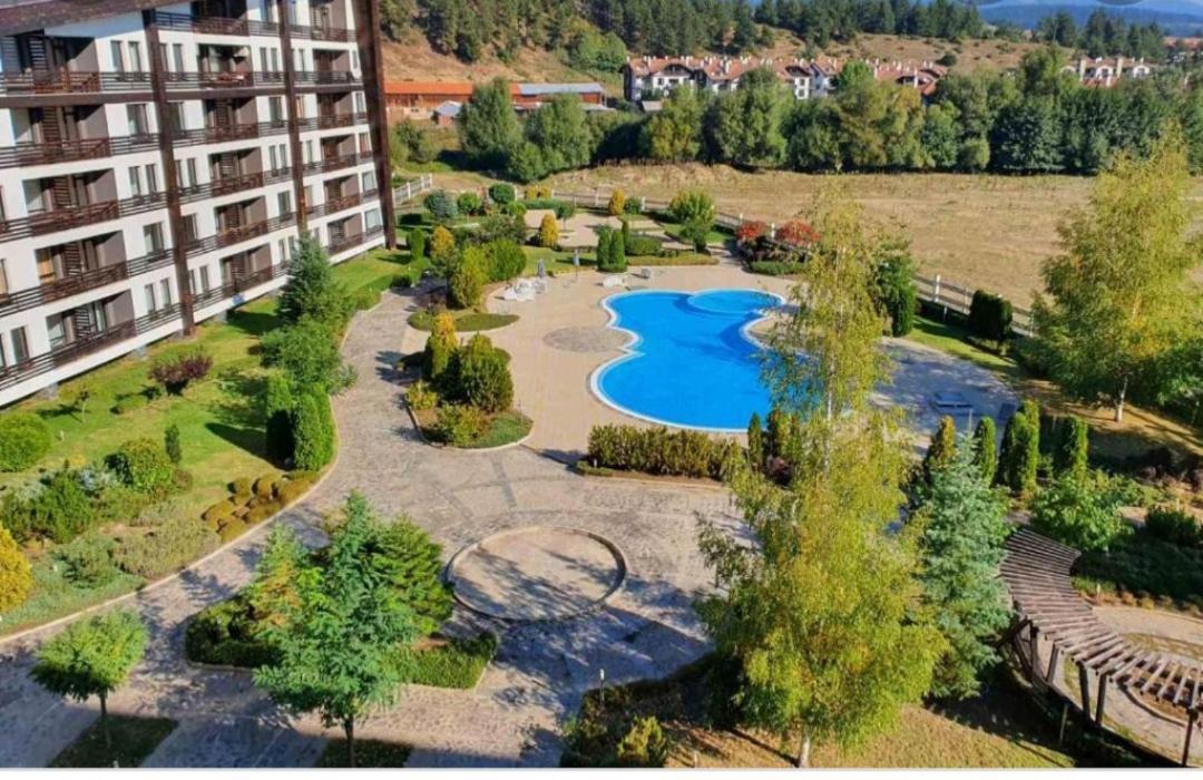 Aspen Luxury Apartamnet Razlog Bagian luar foto